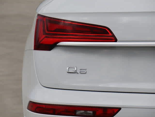 2024 Audi Q5 Premium image 5