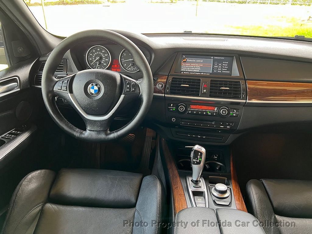 2008 BMW X5 4.8i image 10