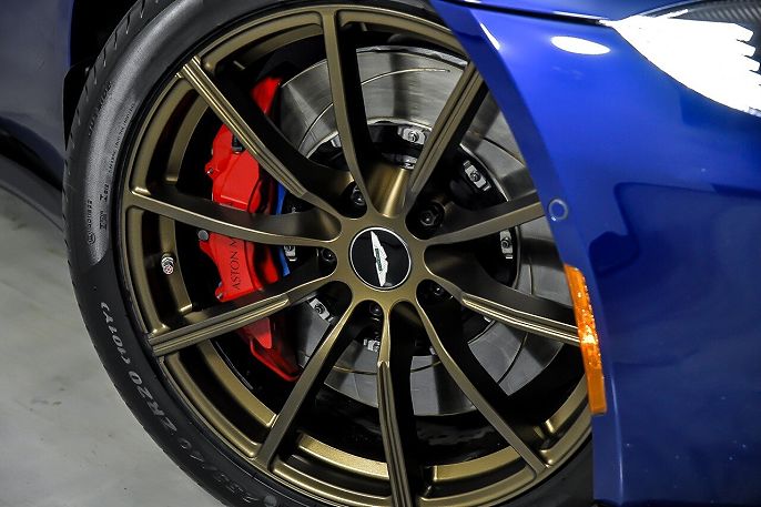 2019 Aston Martin V8 Vantage