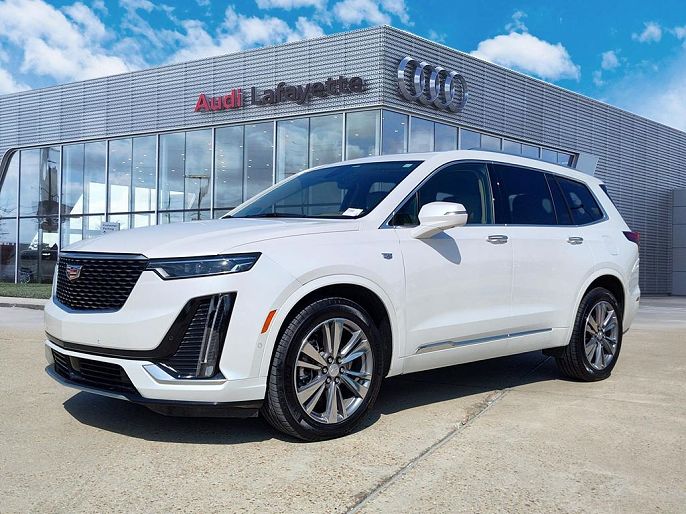 2022 Cadillac XT6