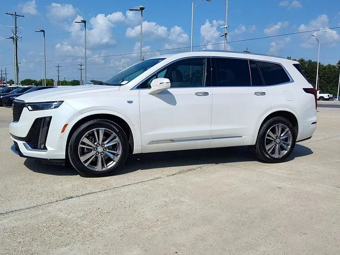 2022 Cadillac XT6