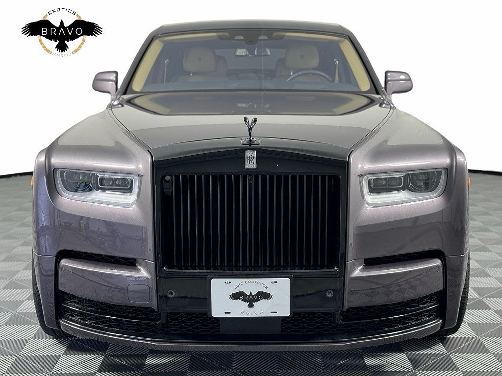 2019 Rolls-Royce Phantom null image 2