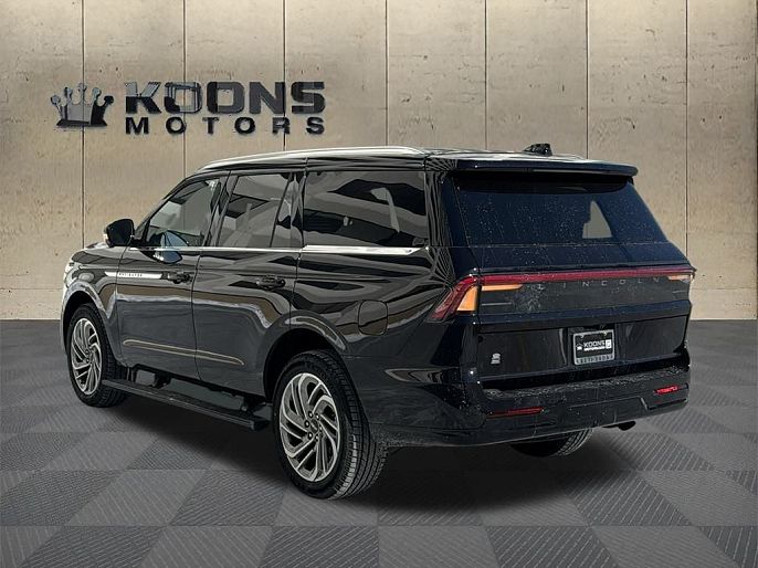 2026 Lincoln Navigator