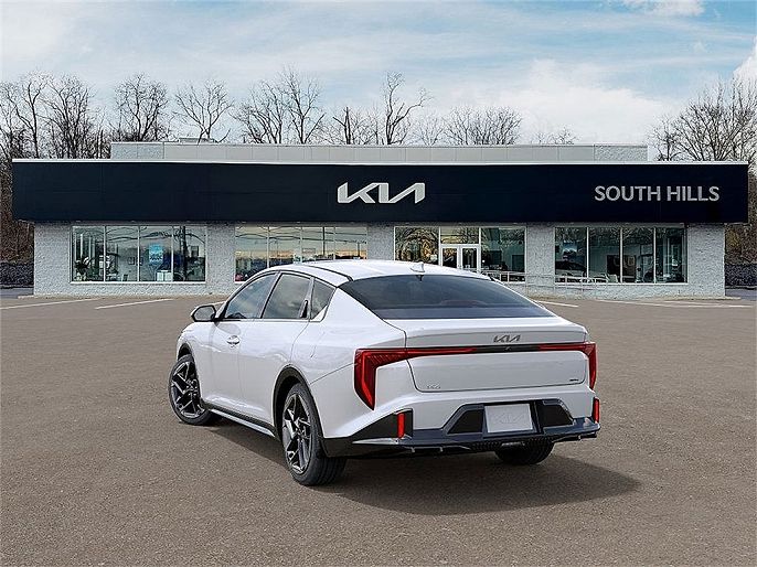 2025 Kia K4