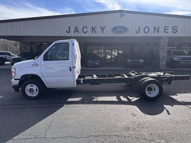 2024 Ford Econoline