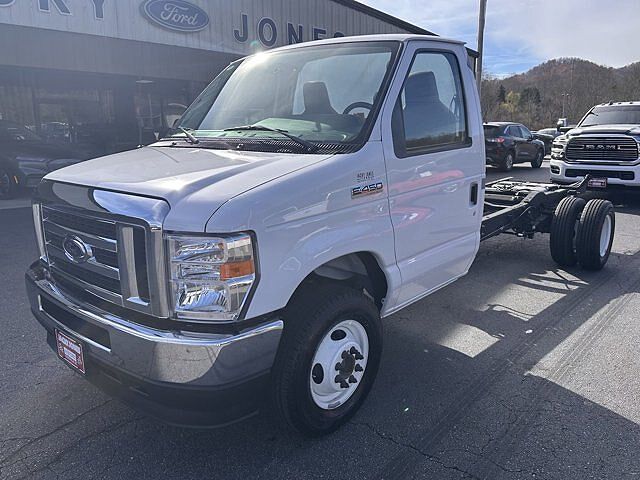 2024 Ford Econoline
