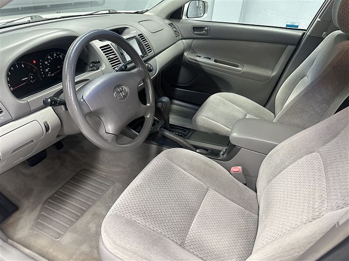2004 Toyota Camry