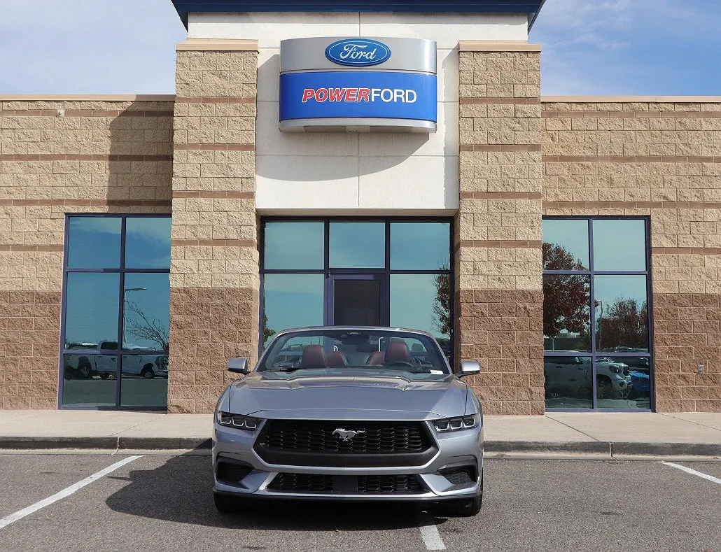 2024 Ford Mustang Base image 2