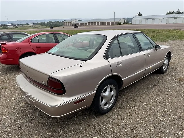1999 Oldsmobile LSS