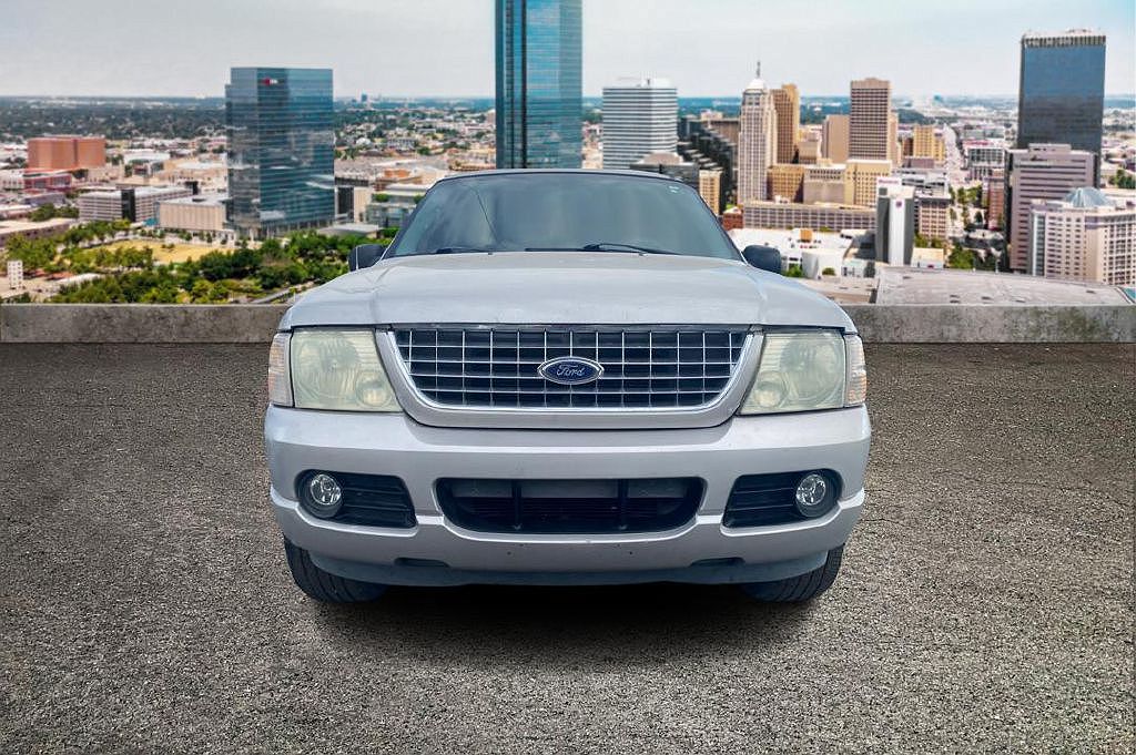 2004 Ford Explorer Limited Edition image 7