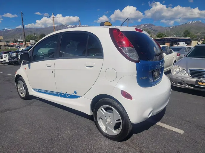 2012 Mitsubishi i-MiEV