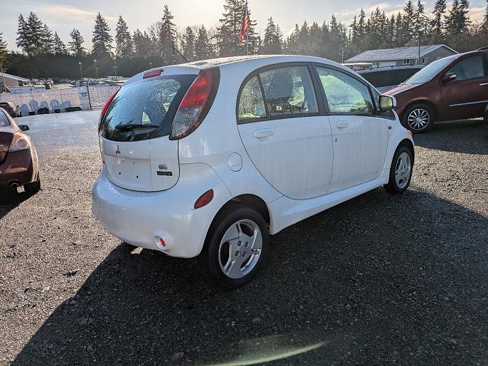 2014 Mitsubishi i-MiEV