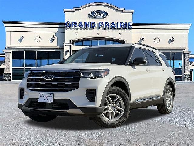 2025 Ford Explorer
