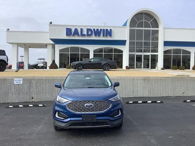 2023 Ford Edge