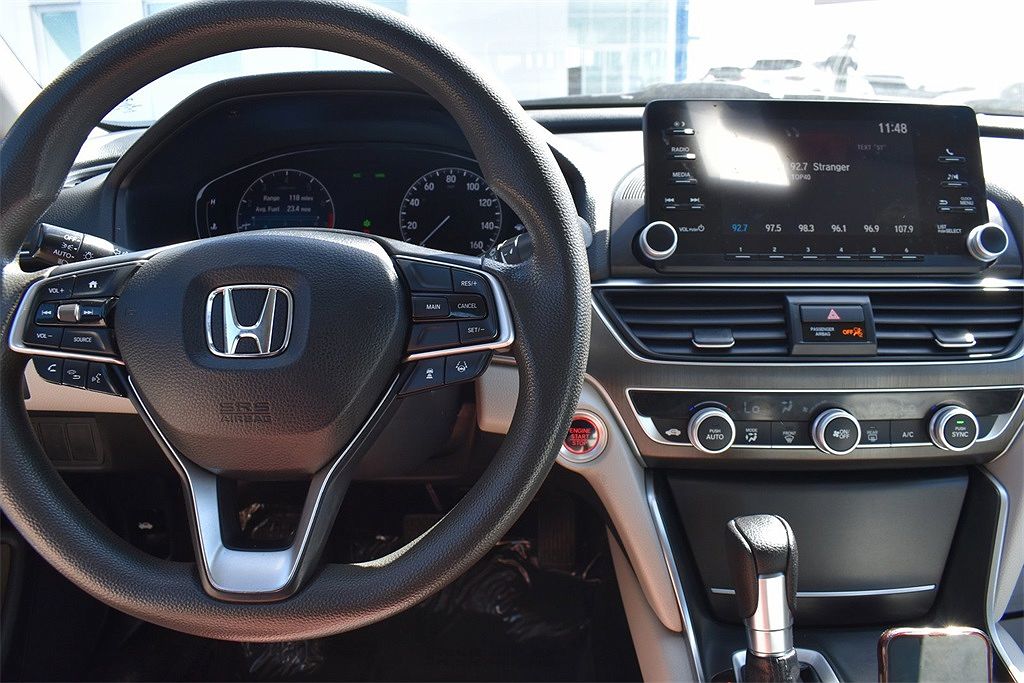 2018 Honda Accord LX image 15
