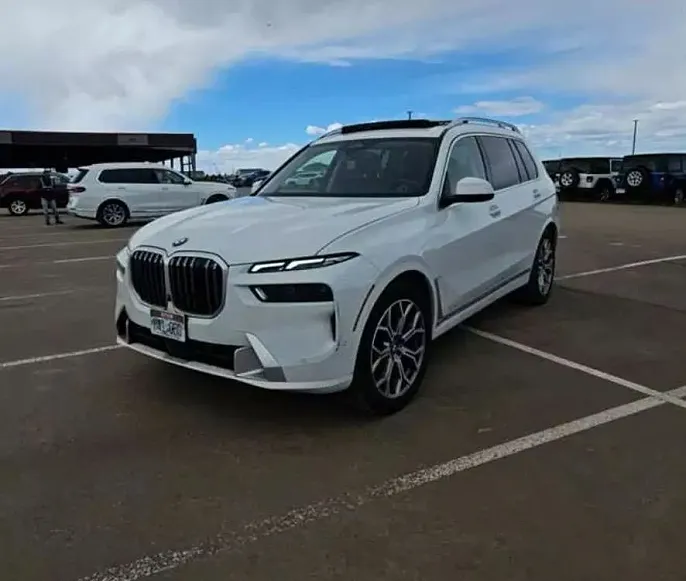 2024 BMW X7