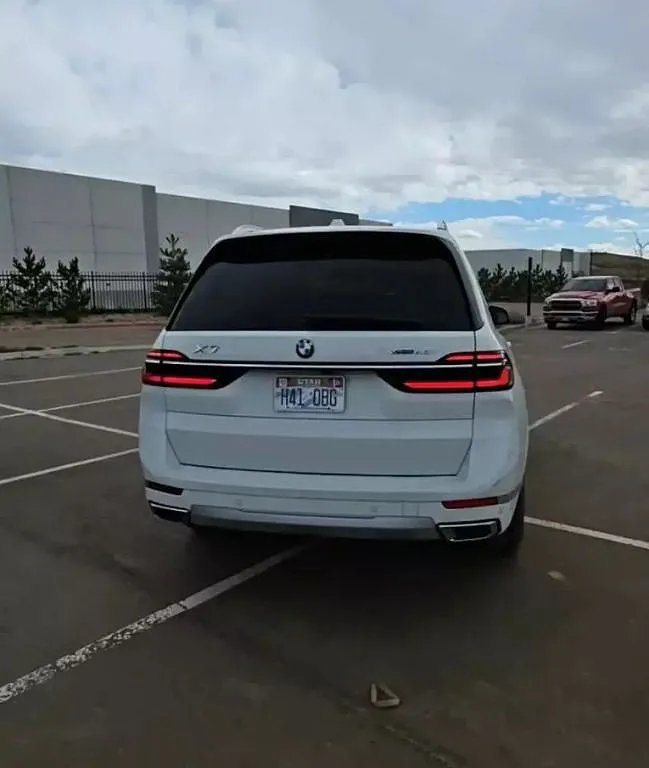 2024 BMW X7