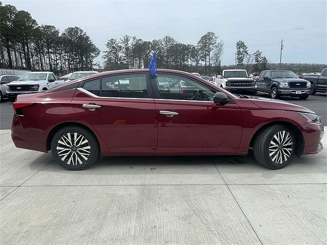 2024 Nissan Altima