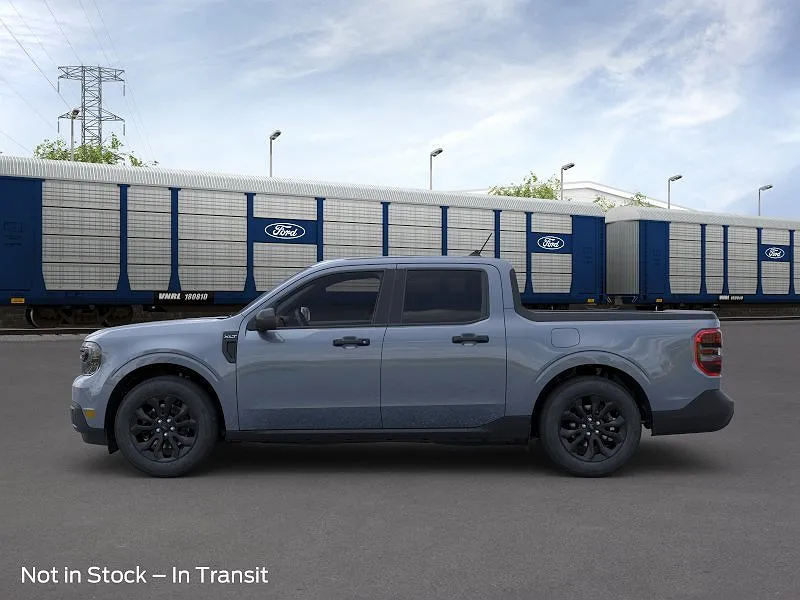 2024 Ford Maverick XLT image 2