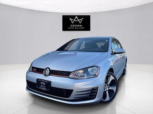 2015 Volkswagen Golf S image 0