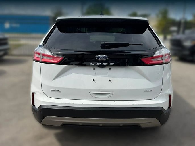 2023 Ford Edge