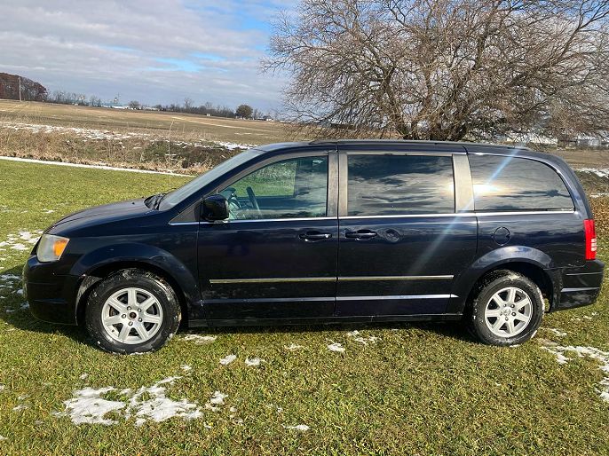 2010 Chrysler Town & Country