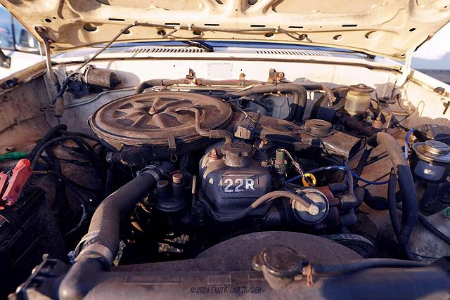 1984 Toyota Pickup SR5 image 15