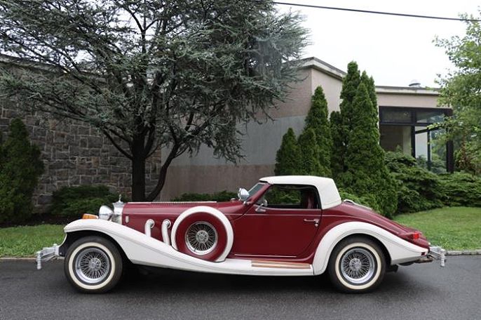 1981 Excalibur Roadster