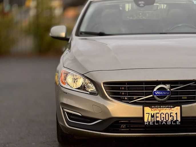 2015 Volvo V60