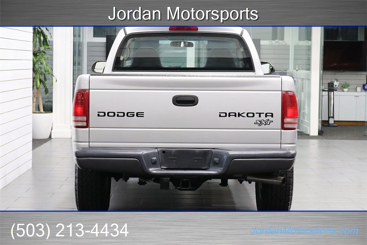 2004 Dodge Dakota SXT image 7