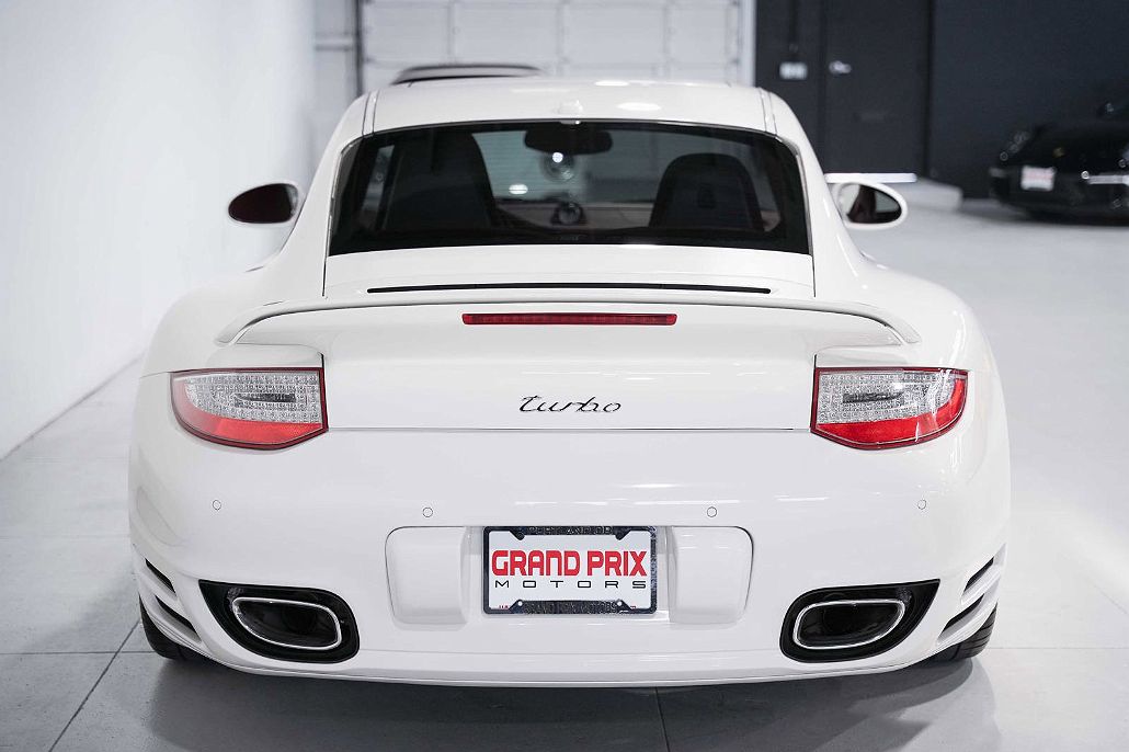2012 Porsche 911 Turbo image 3
