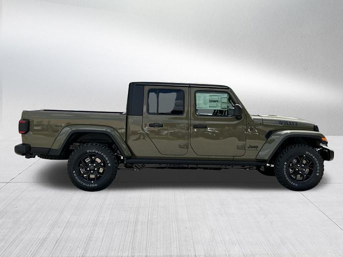 2025 Jeep Gladiator
