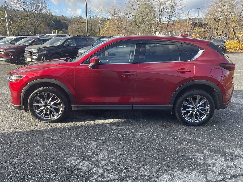 2019 Mazda CX-5 Signature image 4