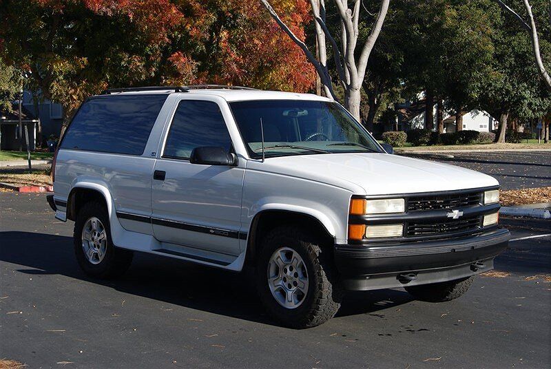 1997 Chevrolet Tahoe LS image 18
