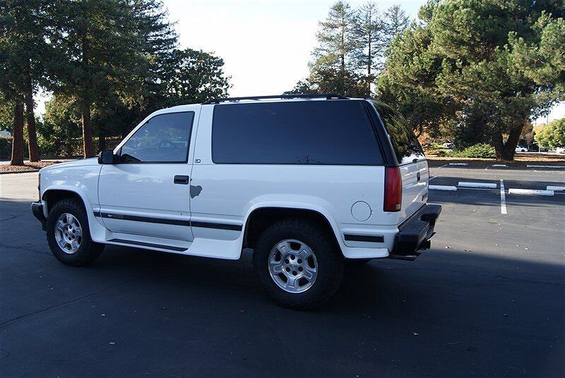 1997 Chevrolet Tahoe LS image 53