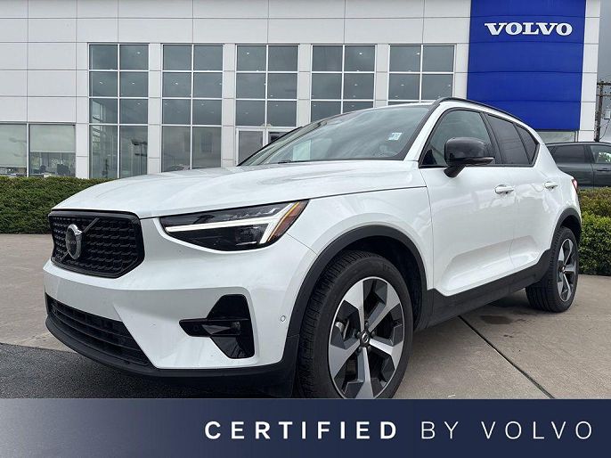 2026 Volvo XC40