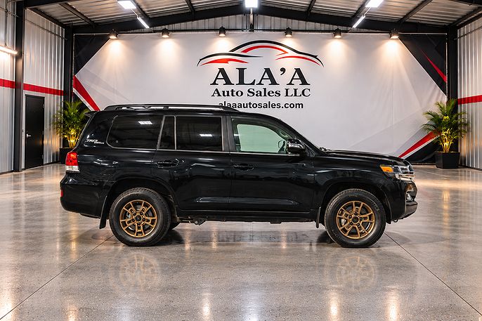 2021 Toyota Land Cruiser