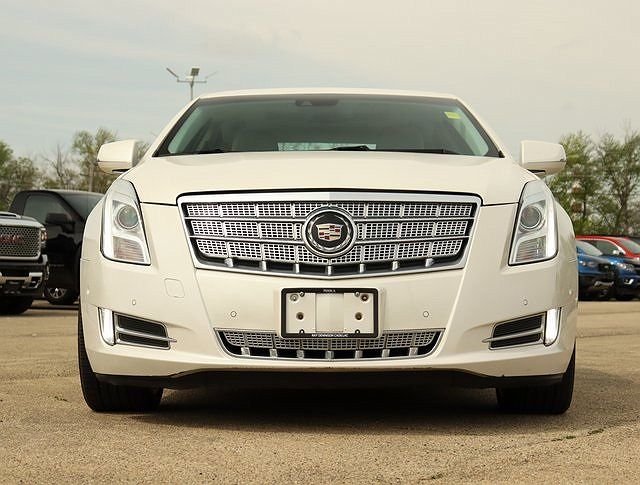 2015 Cadillac XTS Platinum image 2