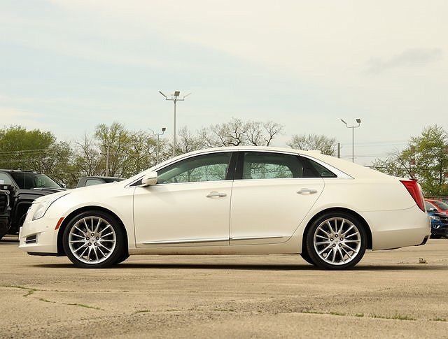 2015 Cadillac XTS Platinum image 4
