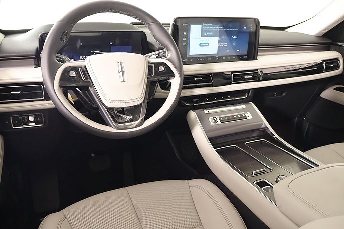 2027 Lincoln Aviator