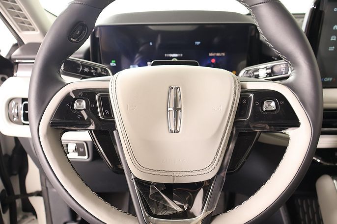 2027 Lincoln Aviator