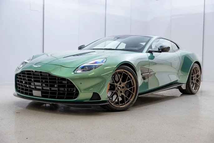 2025 Aston Martin Vanquish