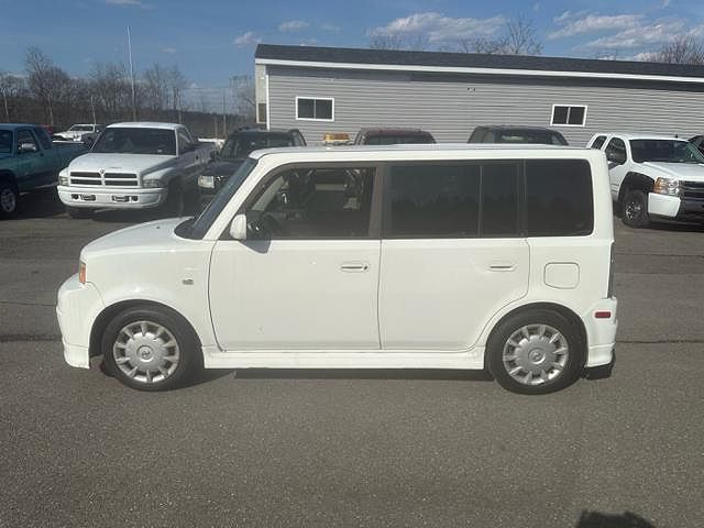 2006 Scion xB Base image 0