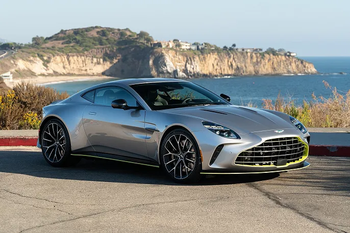 2025 Aston Martin V8 Vantage