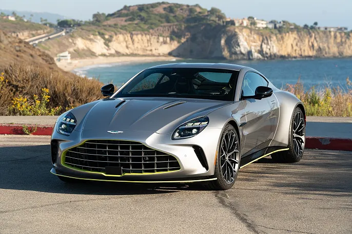 2025 Aston Martin V8 Vantage