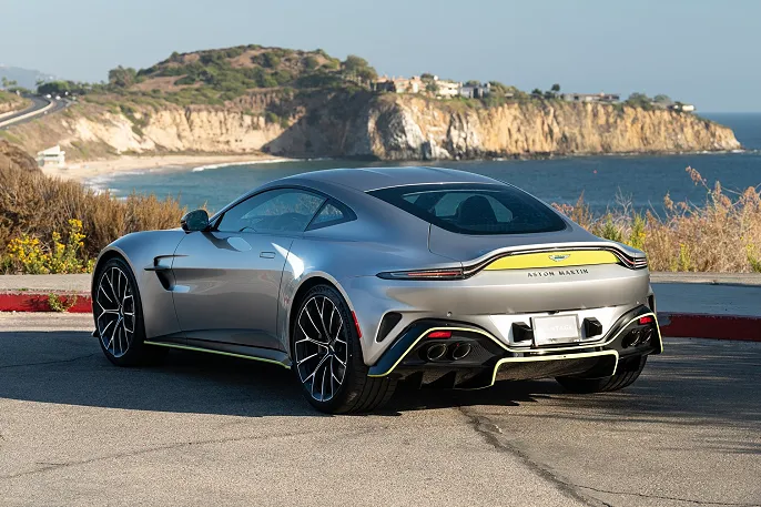 2025 Aston Martin V8 Vantage