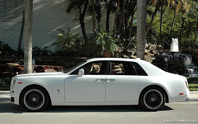 2024 Rolls-Royce Phantom