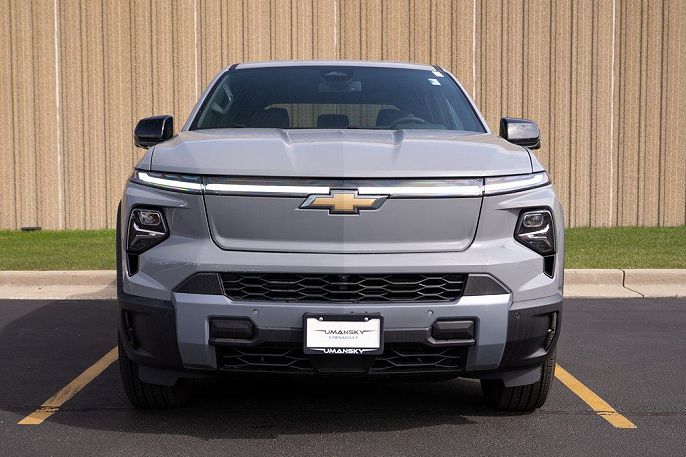 2025 Chevrolet Silverado EV