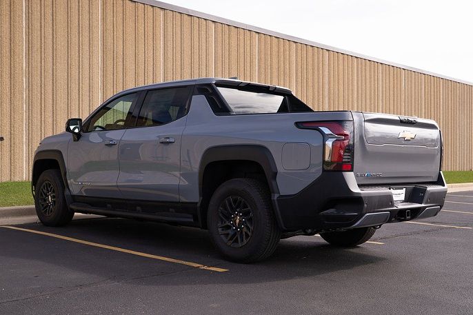 2025 Chevrolet Silverado EV