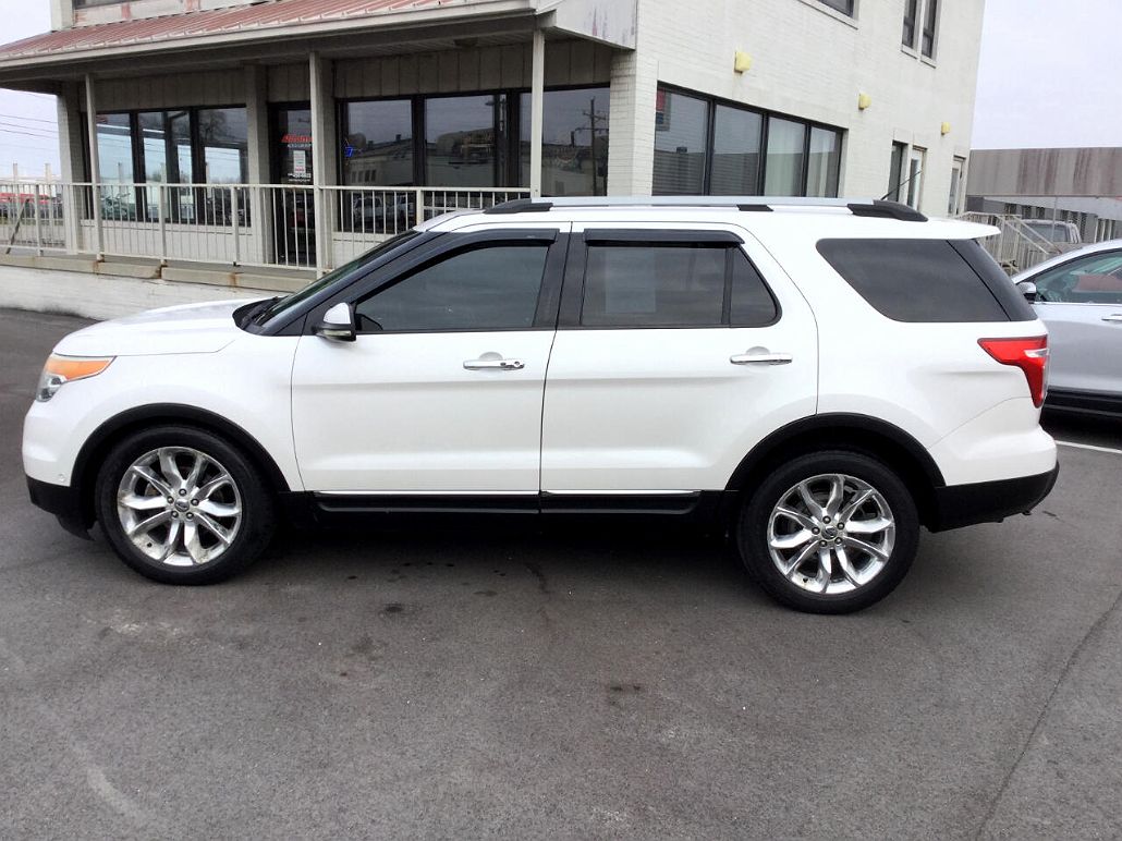 2011 Ford Explorer Limited Edition image 1